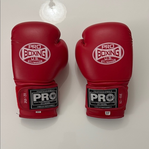 pro boxing Other - Red Gloves